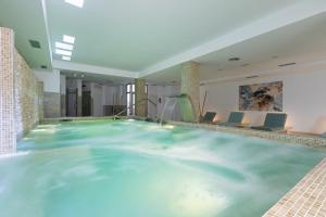Fotografie z fotogalerie ubytování Aloha Hill Club Resort Style Apartment v destinaci Marbella