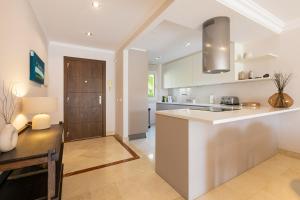 Fotografie z fotogalerie ubytování Aloha Hill Club Resort Style Apartment v destinaci Marbella