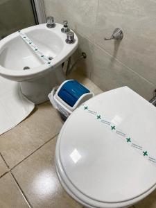 Regia Apartamentos Posadas的一间浴室