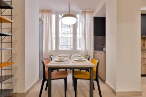 Zdjęcie z galerii obiektu C23 Lovely 4 Bedroom close to Maria Zambrano w Maladze