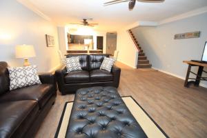 Posezení v ubytování Mainsail #5 Scenic 98 Florida Beach Rentals Townhome