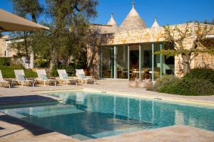 Bazén v ubytovaní Ostuni Art Resort alebo v jeho blízkosti