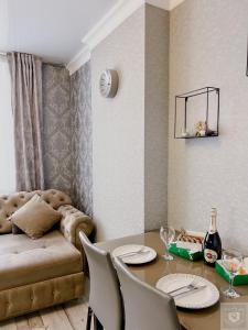Posezení v ubytování RentHouse Apartments Premium Living