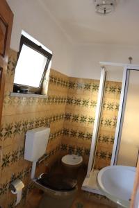 Koupelna v ubytování Seixal Belverde 42