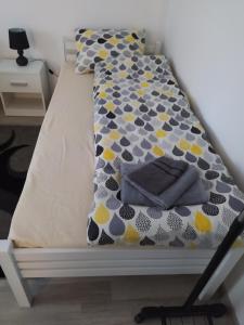 En eller flere senger på et rom på Nota