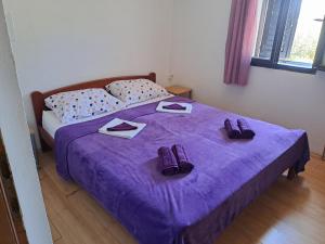Posteľ alebo postele v izbe v ubytovaní Robinzon house Pia