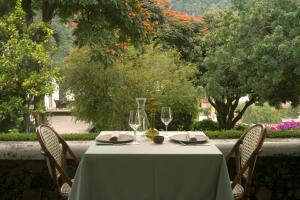 Posada del Tepozteco - Hotel & Gallery外面的花园
