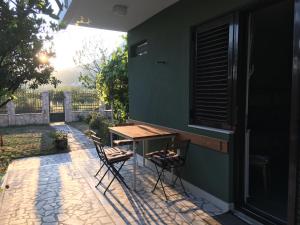 Fotografie z fotogalerie ubytování Apartments Simba v destinaci Sutomore