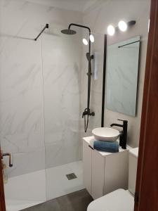 Ένα μπάνιο στο Riells mar