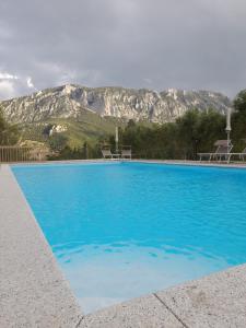 Bazén v ubytovaní Agriturismo Palas De Serra Country Resort alebo v jeho blízkosti
