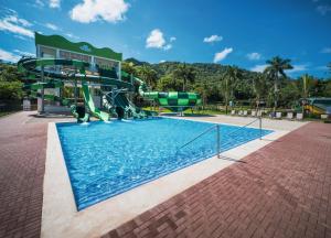 المسبح في Riu Guanacaste - All Inclusive أو بالجوار