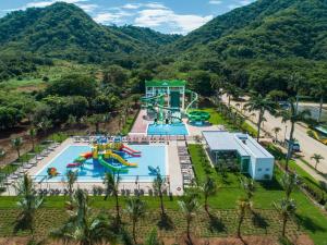 المسبح في Riu Guanacaste - All Inclusive أو بالجوار