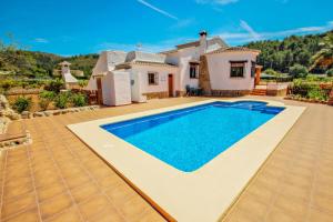 Bazén v ubytování Quicano - magnificent views and private pool in Lliber nebo v jeho okolí