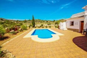 Bazén v ubytování Quicano - magnificent views and private pool in Lliber nebo v jeho okolí + 24 fotografií