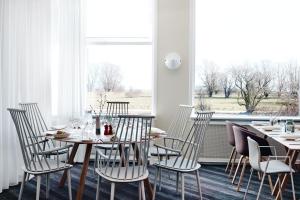 Restoran või mõni muu söögikoht majutusasutuses Comwell Køge Strand