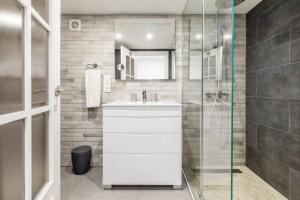 Koupelna v ubytování Habitaciones privadas en precioso piso compartido