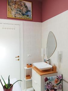 A bathroom at La Sundevilla