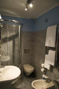 Kylpyhuone majoituspaikassa Casa Mare