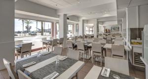 Restaurace v ubytování Rosamar Maritim 4*