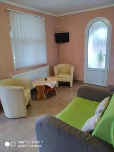Bodzás vendégház - Bodza u.4. 6120 Kiskunmajsa, 4 Bodza utca kép - 2