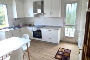 Kuchyň nebo kuchyňský kout v ubytování Vivienda completa cerca de la playa