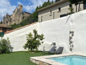 Swimmingpoolen hos eller tæt på La Maison de La Tour Pinte