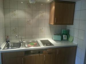 Kuchyň nebo kuchyňský kout v ubytování Spreewald Ferienwohnung Wollgast
