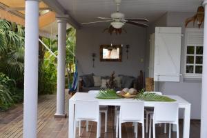 Fotografie z fotogalerie ubytování La charmante Villa Coco avec magnifique vue mer v destinaci Le Marin