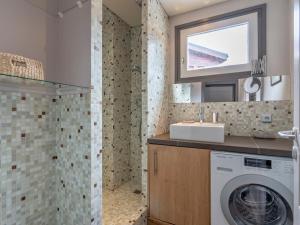 Phòng tắm tại Appartement Megève, 3 pièces, 4 personnes - FR-1-453-268