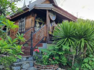 Zahrada ubytování Hello Sichang Bungalow