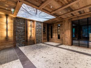Zdjęcie z galerii obiektu Appartement lumineux avec balcon à 2 chambres doubles et services inclus, skis aux pieds - FR-1-613-65 w mieście Les Allues