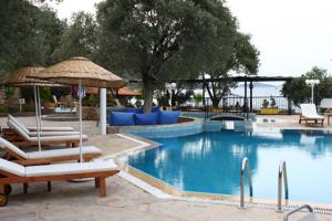 The swimming pool at or close to Omar Hotel & Suites