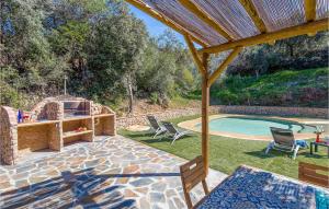 The swimming pool at or close to 3 Bedroom Amazing Home In El Gastor