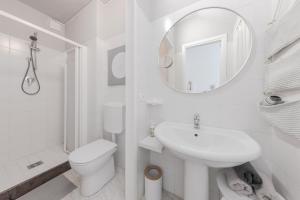 Ένα μπάνιο στο APARTMENTS GASSER - Apartment 5 +13 φωτογραφίες