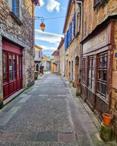 The surrounding neighborhood or a neighborhood close to the holiday home