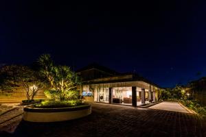 Zahrada ubytování Luxotic Private Villa and Resort