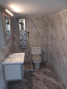 A bathroom at Konstantina’s House