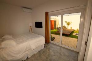 Katil atau katil-katil dalam bilik di The best Villa ground floor 5 bedrooms with ensuite bathrooms at prime location +30 gambar