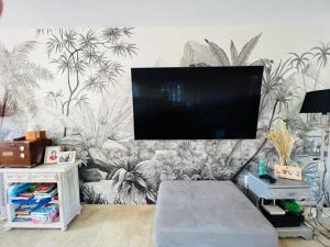 Fotografia z galérie ubytovania Halo - Amazing 4BR TownHouse with Jacuzzi and Big Terrace v Marbelli
