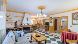Część wypoczynkowa w obiekcie Villa Rural Paquete Pozo Alcón by Ruralidays