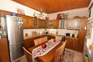 Gallery image of Villa Makrades Deluxe in Makrádes