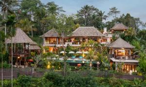 Κήπος έξω από το Villa Lembah Damai by GenuineHost