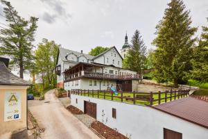 Budova, kde se hotel nachází