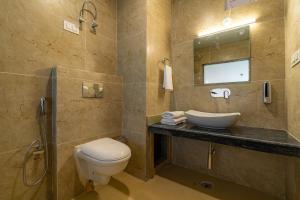 Bagno di The Social Stays Manali formerly ArtBuzz