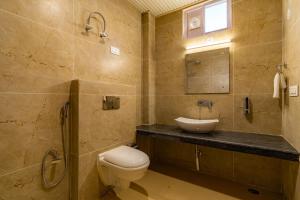Bagno di The Social Stays Manali formerly ArtBuzz