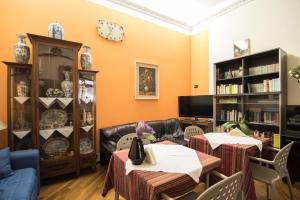 TV a/nebo společenská místnost v ubytování B&B Via Roma