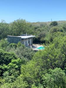 una casa en medio del bosque en Jauja, en San Javier