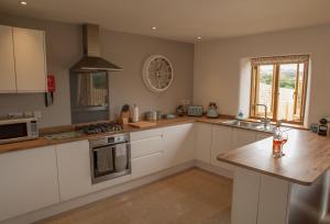 Köök või kööginurk majutusasutuses Goose Run Cottage +22 fotot