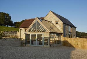 Hoone, kus puhkemaja asub