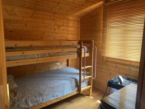 Postel nebo postele na pokoji v ubytování Casa de Madera en Calafell
